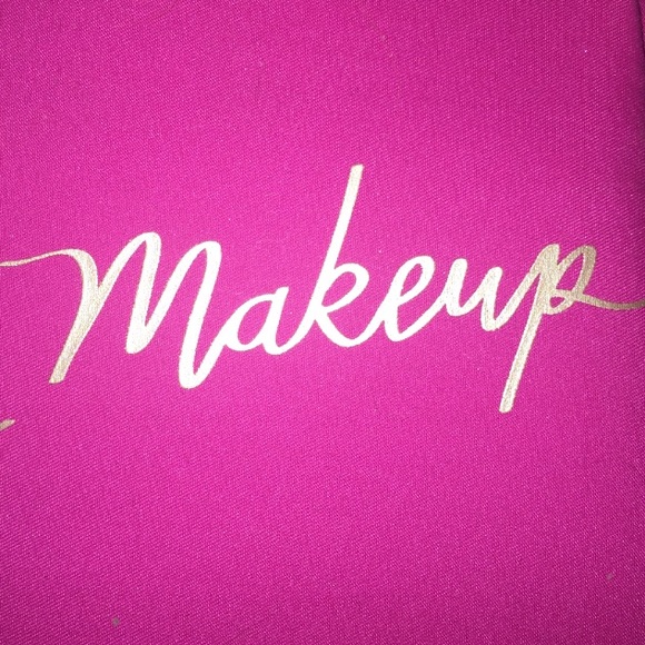 Make up - Picture 2 of 2